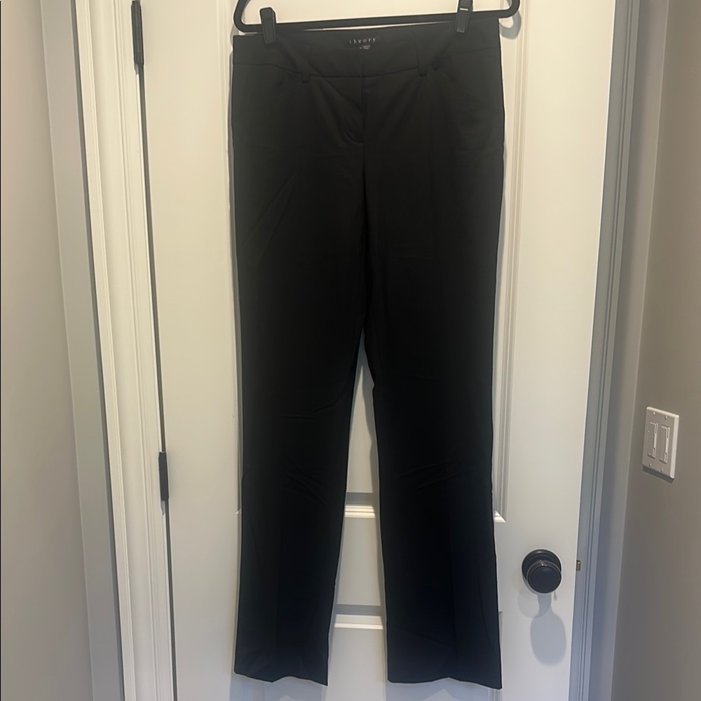 Theory- black straight leg paint with belt loops and pockets front and back